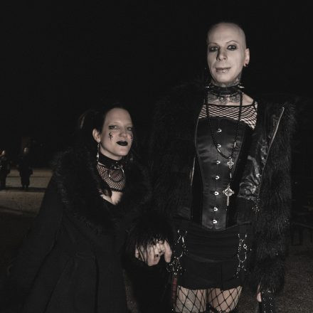 Schwarzer Reigen - Götterdämmerung