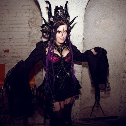 Schwarzer Reigen - Götterdämmerung