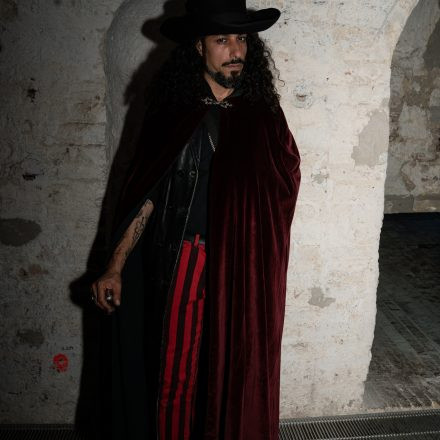 Schwarzer Reigen - Götterdämmerung