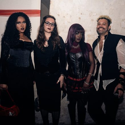 Schwarzer Reigen - Götterdämmerung