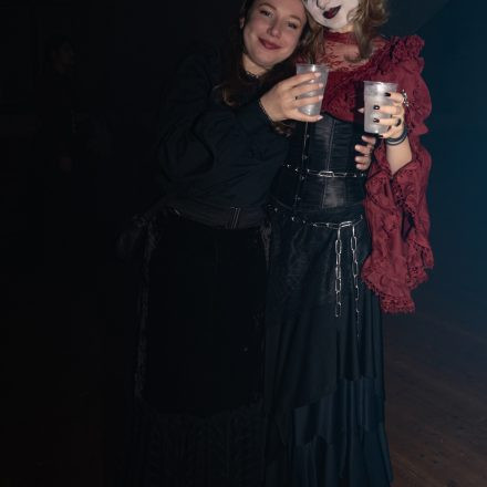 Schwarzer Reigen - Götterdämmerung