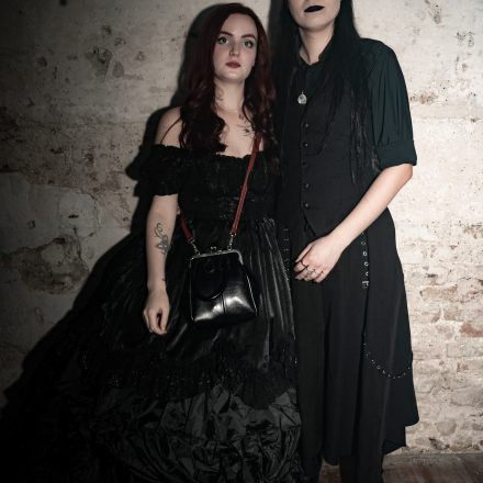 Schwarzer Reigen - Götterdämmerung