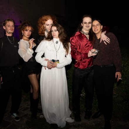 Schwarzer Reigen - Götterdämmerung