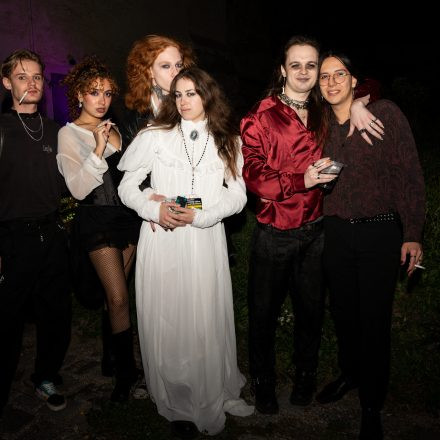 Schwarzer Reigen - Götterdämmerung