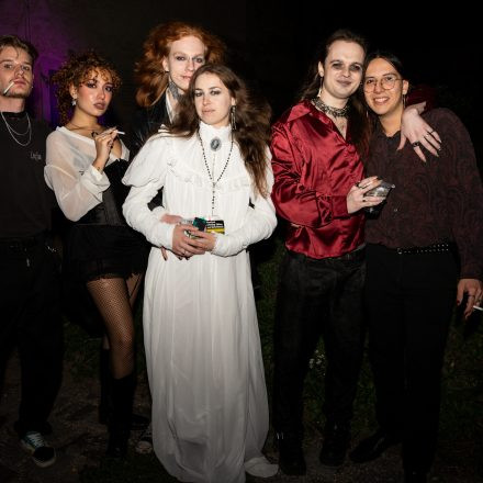 Schwarzer Reigen - Götterdämmerung