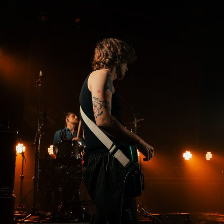 Naked Cameo