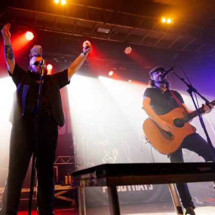 The O'Reillys and the Paddyhats