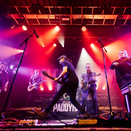 The O'Reillys and the Paddyhats