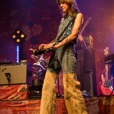 Larkin Poe + Son Little