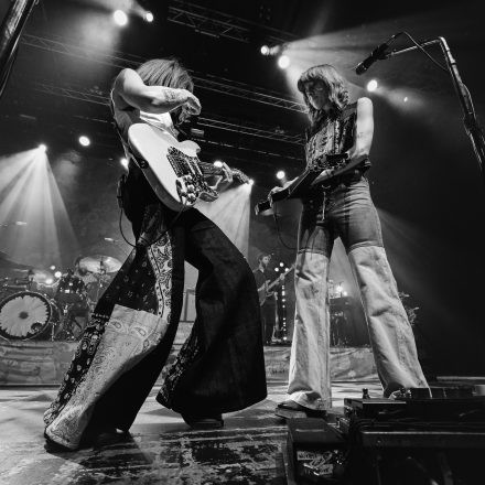 Larkin Poe + Son Little