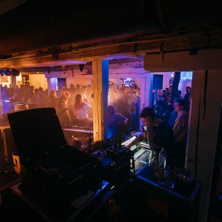 16 Bands gegen Gewalt an Frauen 2025