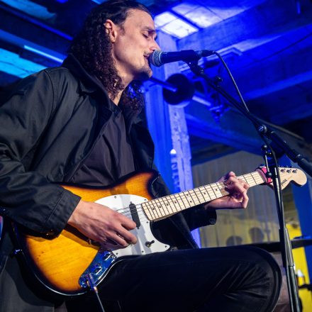 16 Bands gegen Gewalt an Frauen 2025