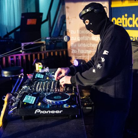 16 Bands gegen Gewalt an Frauen 2025