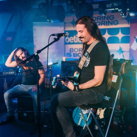 16 Bands gegen Gewalt an Frauen 2025