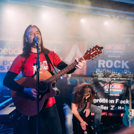 16 Bands gegen Gewalt an Frauen 2025