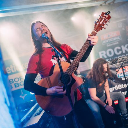 16 Bands gegen Gewalt an Frauen 2025