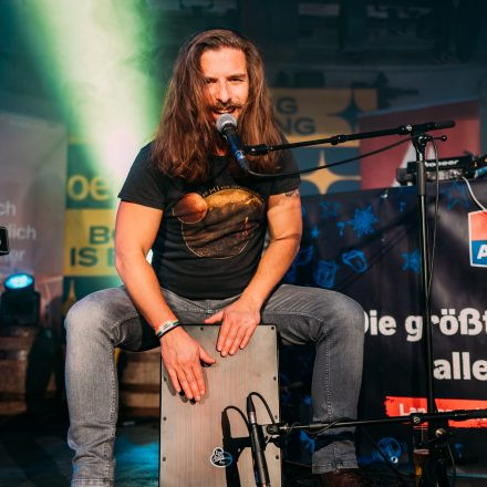 16 Bands gegen Gewalt an Frauen 2025