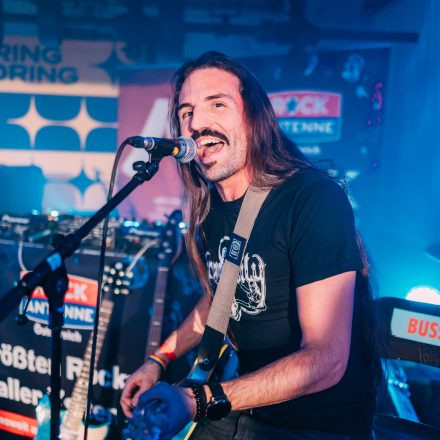 16 Bands gegen Gewalt an Frauen 2025