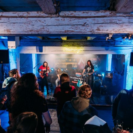 16 Bands gegen Gewalt an Frauen 2025