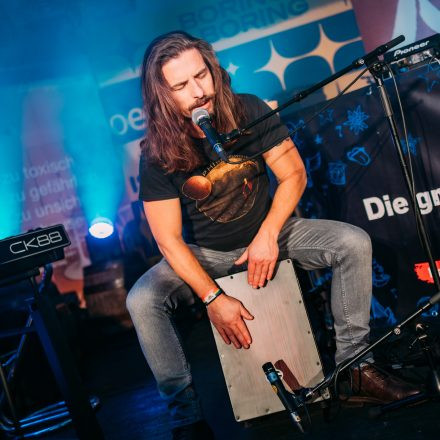 16 Bands gegen Gewalt an Frauen 2025