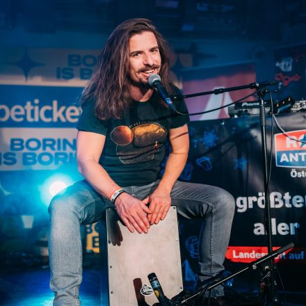 16 Bands gegen Gewalt an Frauen 2025