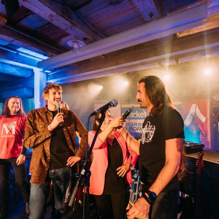 16 Bands gegen Gewalt an Frauen 2025