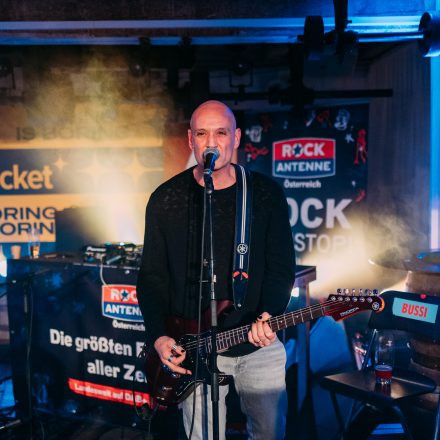 16 Bands gegen Gewalt an Frauen 2025