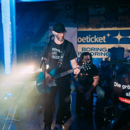 16 Bands gegen Gewalt an Frauen 2025