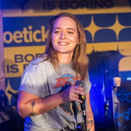 16 Bands gegen Gewalt an Frauen 2025