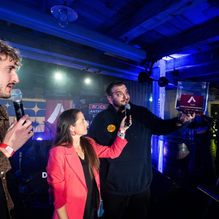 16 Bands gegen Gewalt an Frauen 2025