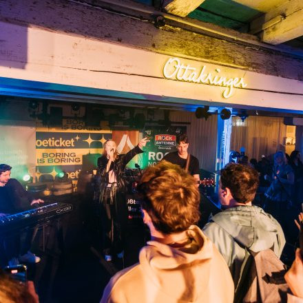 16 Bands gegen Gewalt an Frauen 2025