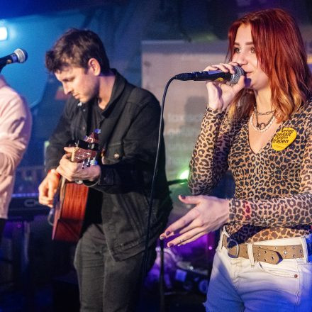 16 Bands gegen Gewalt an Frauen 2025