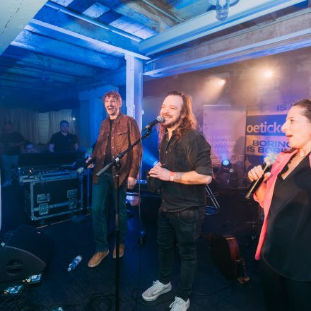 16 Bands gegen Gewalt an Frauen 2025