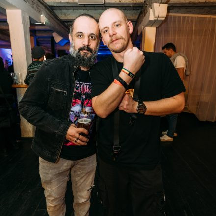 16 Bands gegen Gewalt an Frauen 2025