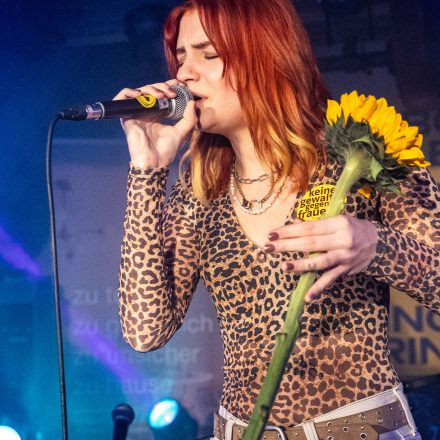 16 Bands gegen Gewalt an Frauen 2025