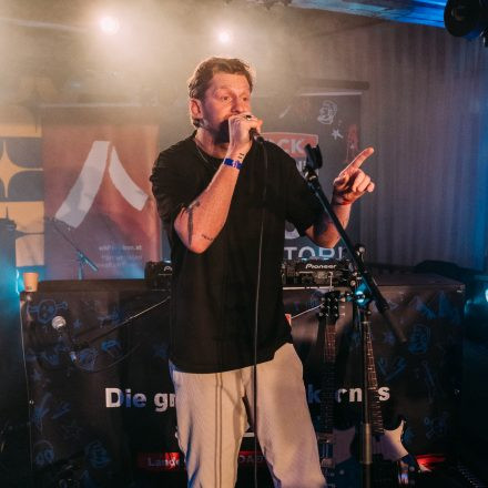 16 Bands gegen Gewalt an Frauen 2025