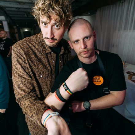 16 Bands gegen Gewalt an Frauen 2025