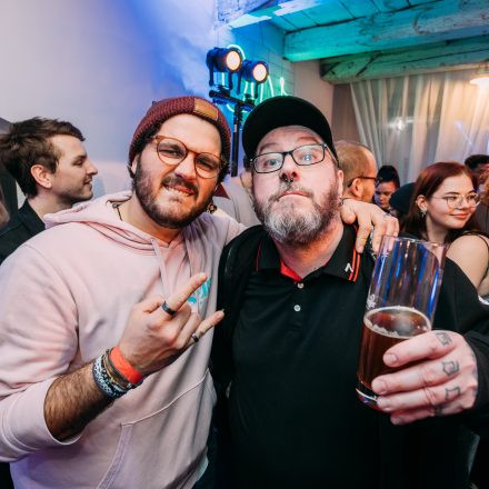 16 Bands gegen Gewalt an Frauen 2025