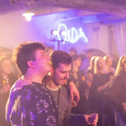 16 Bands gegen Gewalt an Frauen 2025