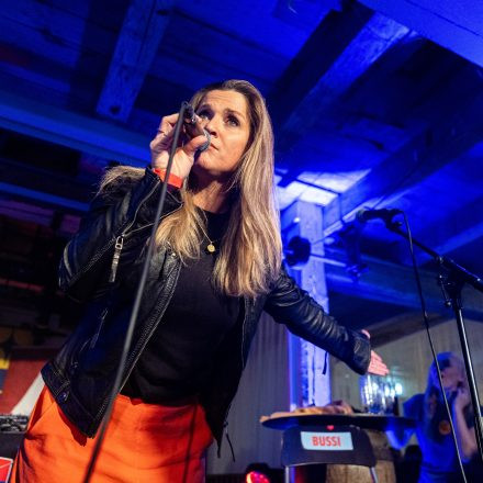 16 Bands gegen Gewalt an Frauen 2025