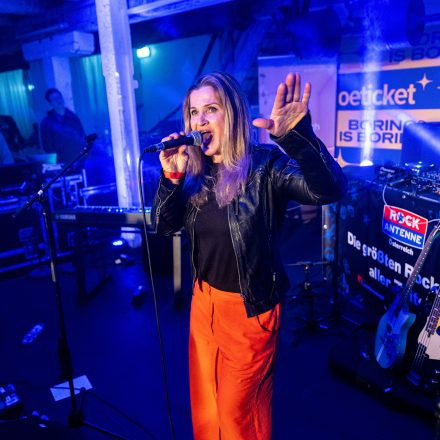 16 Bands gegen Gewalt an Frauen 2025