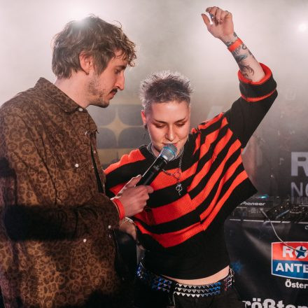 16 Bands gegen Gewalt an Frauen 2025