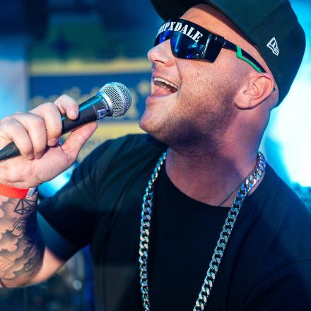 16 Bands gegen Gewalt an Frauen 2025