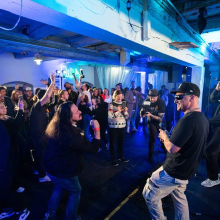 16 Bands gegen Gewalt an Frauen 2025