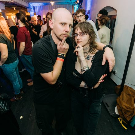 16 Bands gegen Gewalt an Frauen 2025