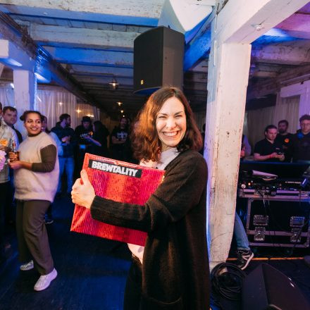 16 Bands gegen Gewalt an Frauen 2025