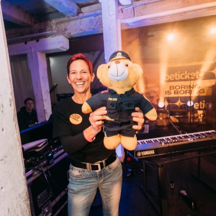 16 Bands gegen Gewalt an Frauen 2025