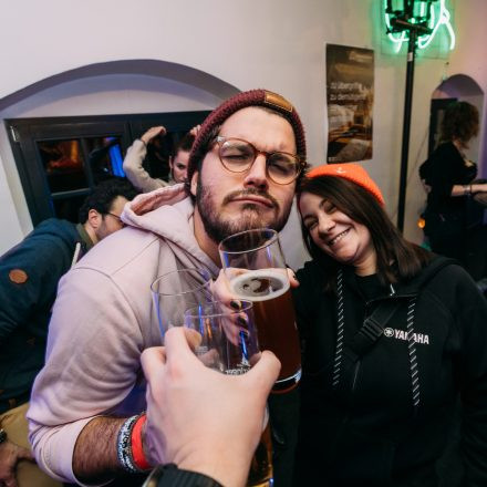 16 Bands gegen Gewalt an Frauen 2025