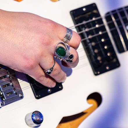 16 Bands gegen Gewalt an Frauen 2025