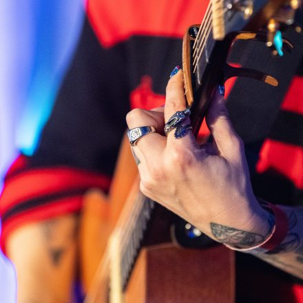 16 Bands gegen Gewalt an Frauen 2025